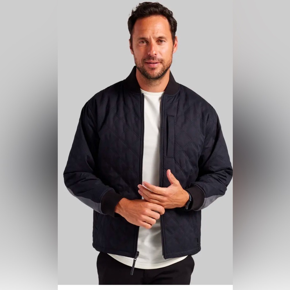 Bylt Bomber Jacket Mens L Navy Gray Reversible Quilted Hi Lo Casualā NWOT